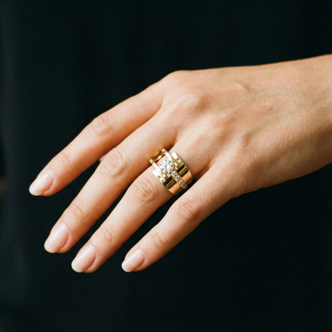 Set de anillos irregulares vintage chapados en oro con circón