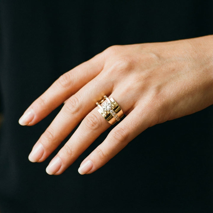 Set de anillos irregulares vintage chapados en oro con circón
