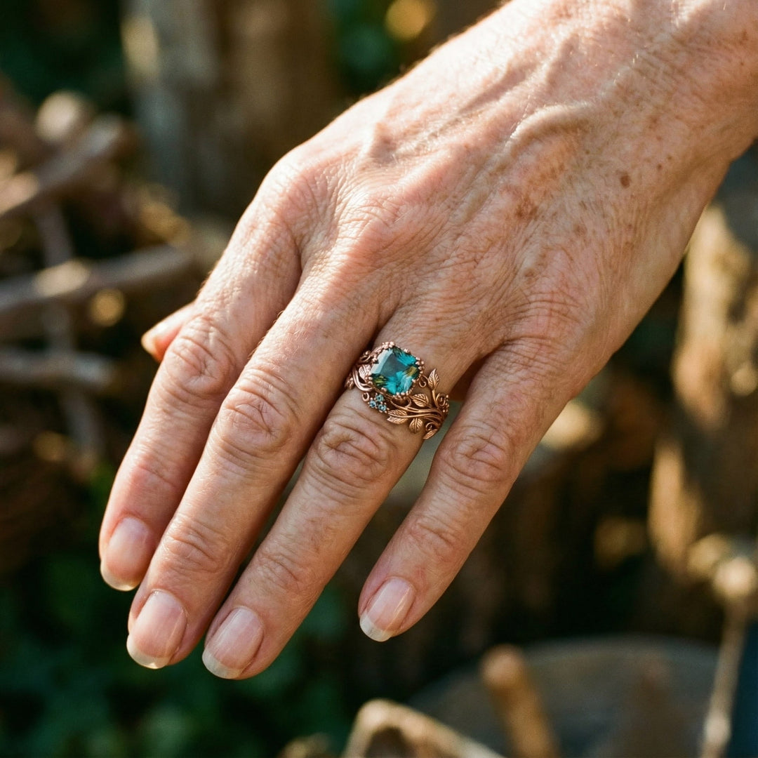 Anillo natural con cristal verde