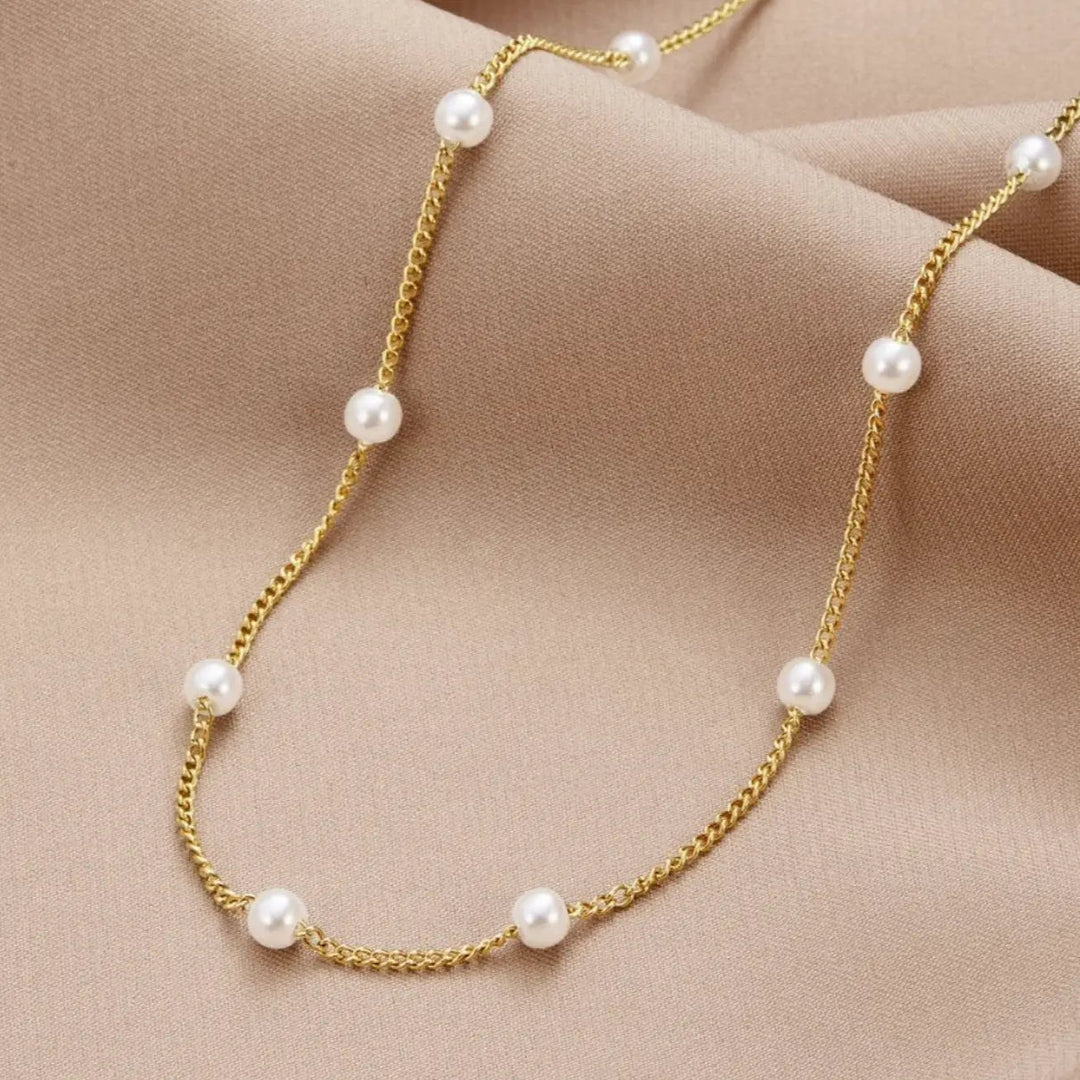 Collar de oro con perla cultivada