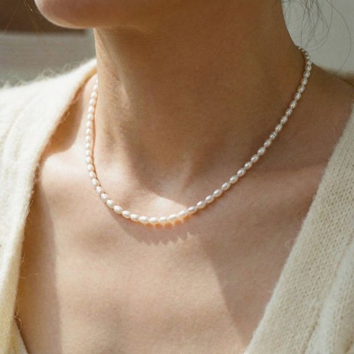 Elegante collar de perlas