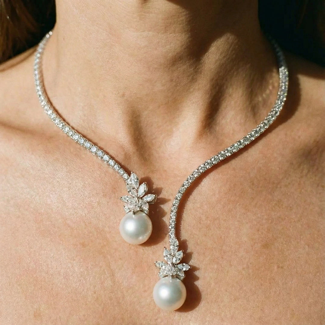 Collar de plata de ley con perlas elegantes y brillantes