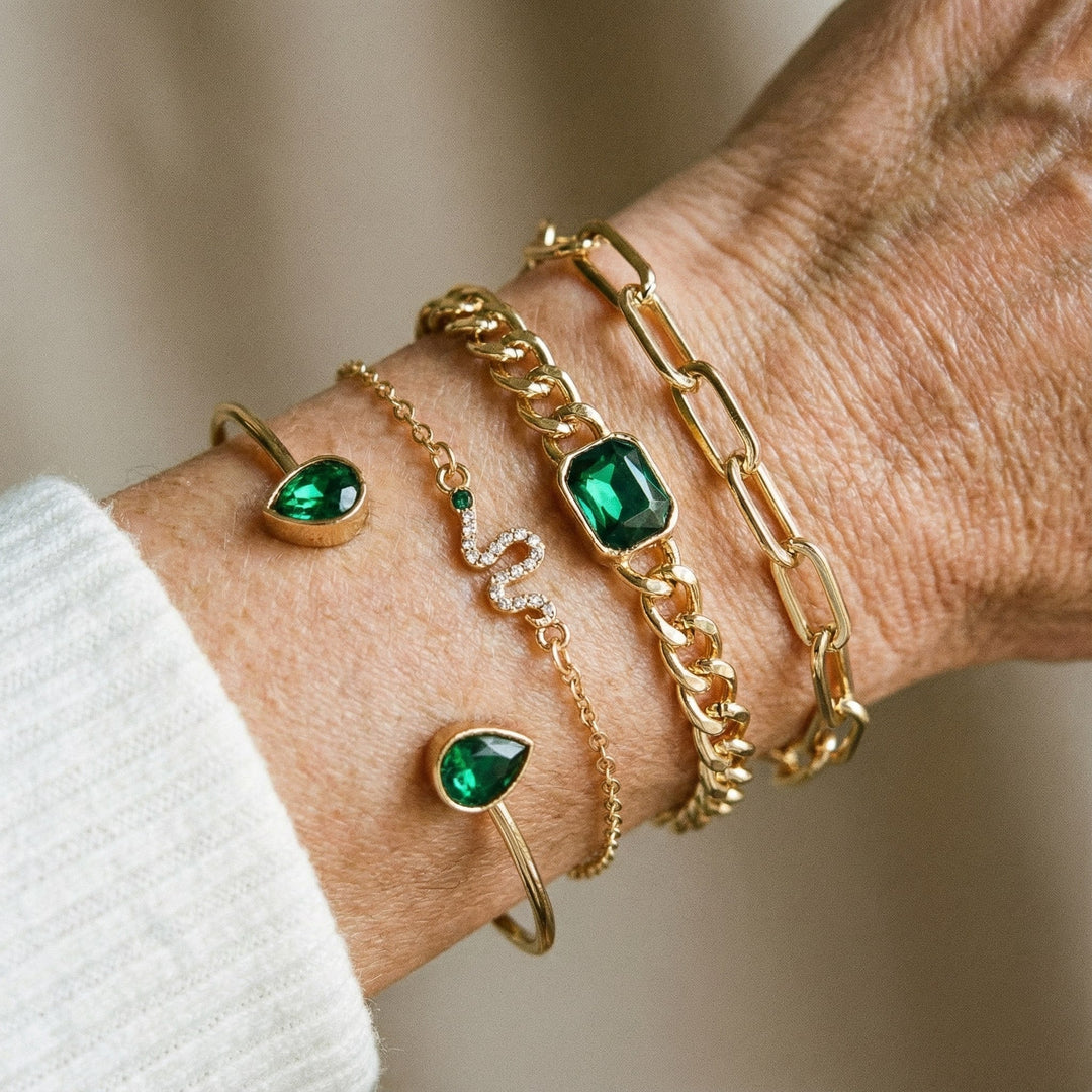 Set de pulseras con astillas de cristal verde