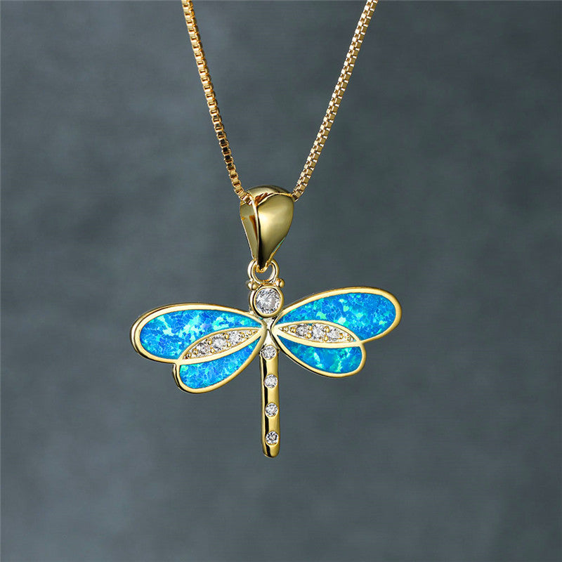 Collar de oro con ópalo y motivo de libélula