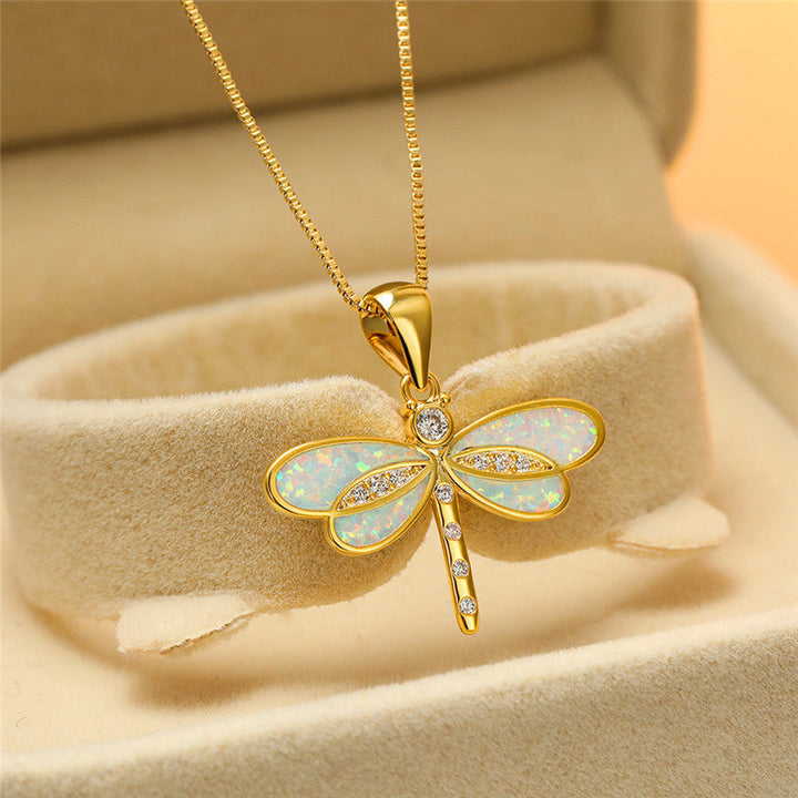 Collar de oro con ópalo y motivo de libélula