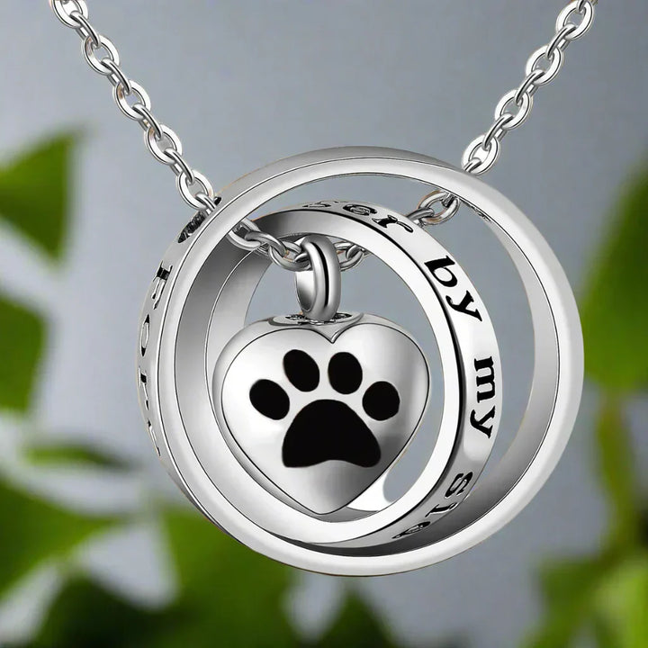 Collar urna de acero inoxidable con cierres - 'Ya no a mi lado, por siempre en mi corazón'