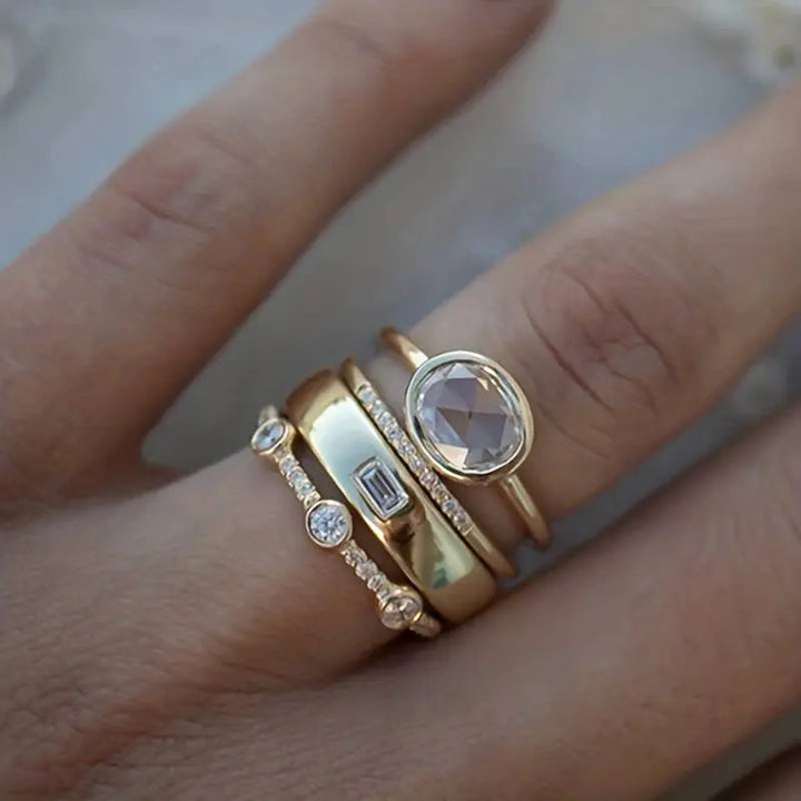 Set de anillos vintage de oro con circón