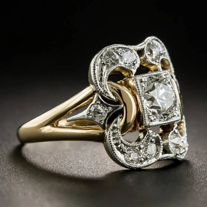 Anillo vintage chapado en oro con circón