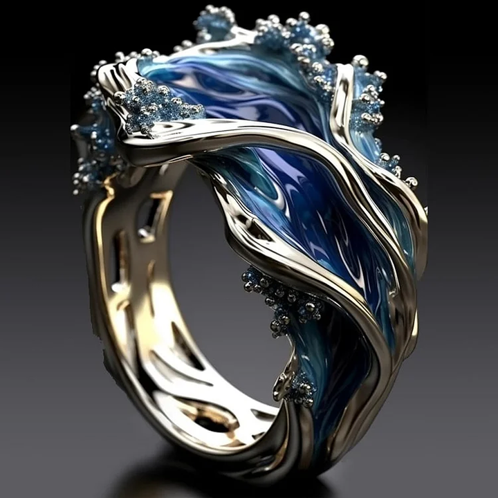 Anillo vintage de oro inspirado en las olas del océano