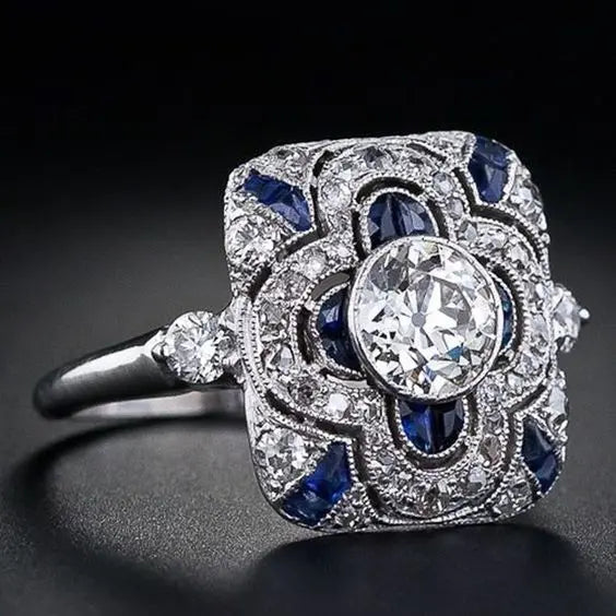Anillo vintage de plata con circonita azul