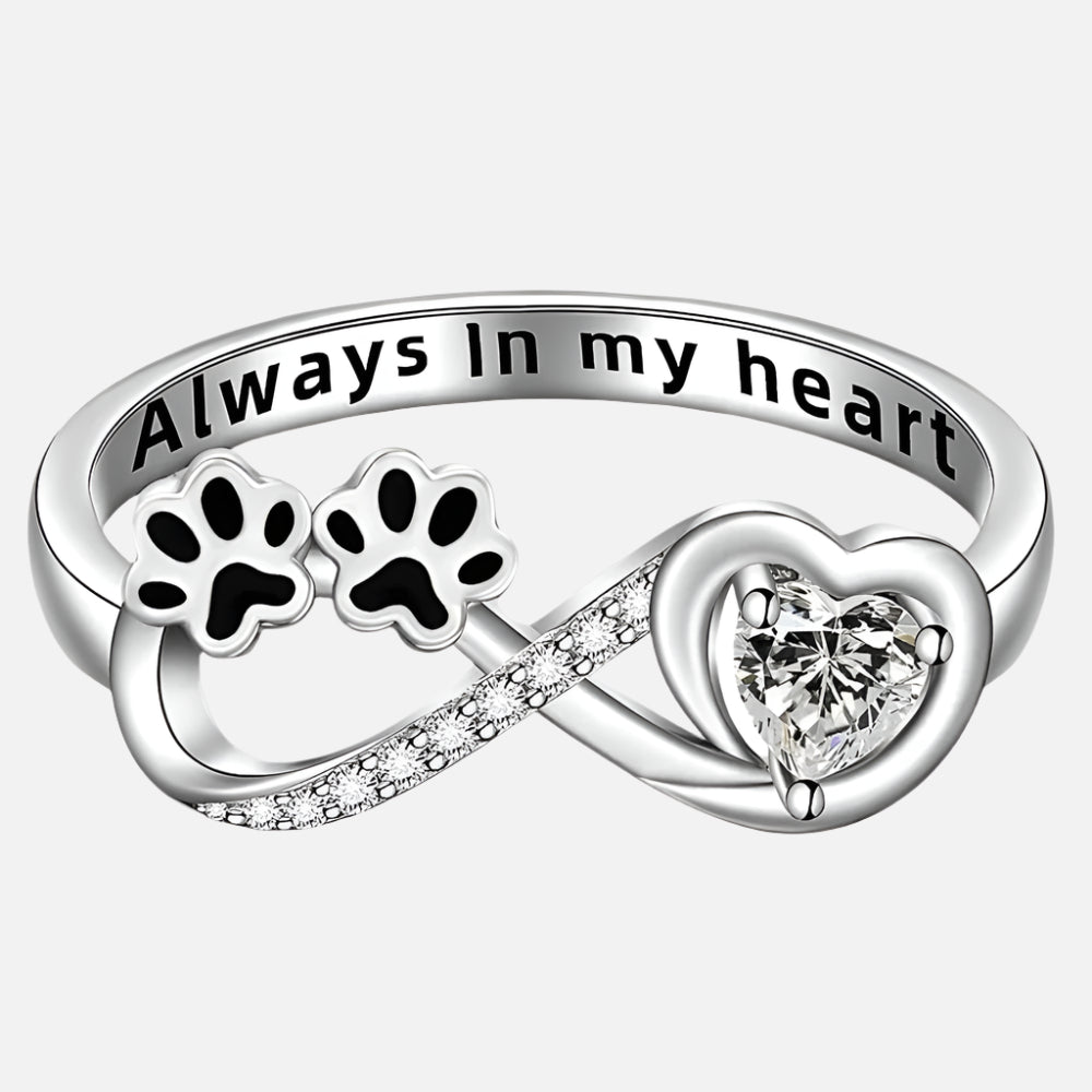 Anillo de circonio con diseño de corazón infinito