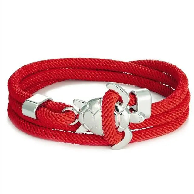 Pulsera artesanal con diseño de tortuga marina