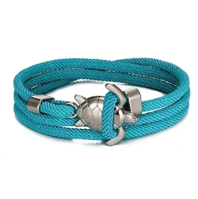 Pulsera artesanal con diseño de tortuga marina